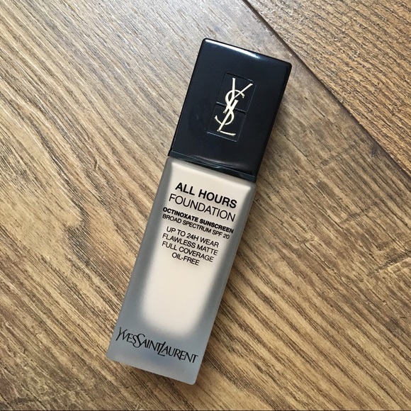 Yves Saint Laurent Other - YSL All Hours Foundation